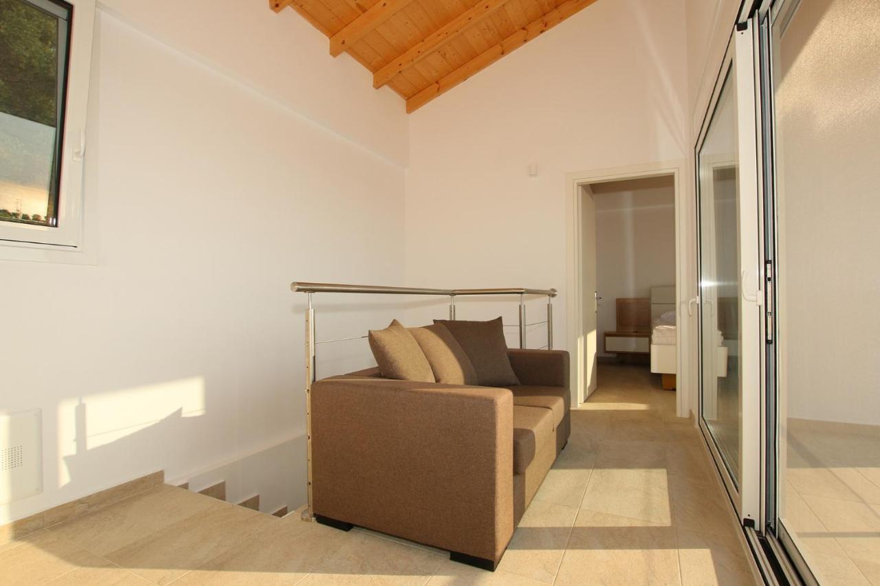 Sunset Sea View Villa 8 Afión 外观 照片