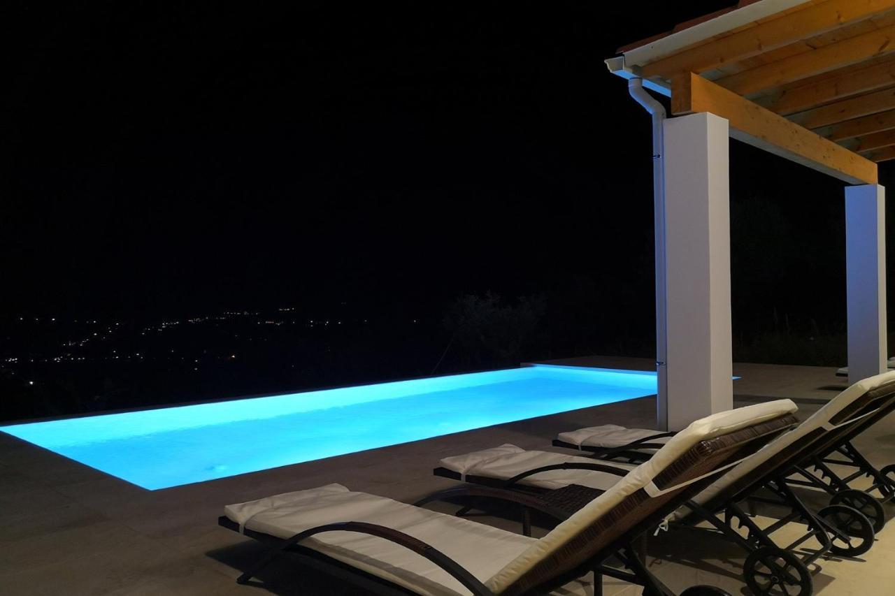 Sunset Sea View Villa 8 Afión 外观 照片