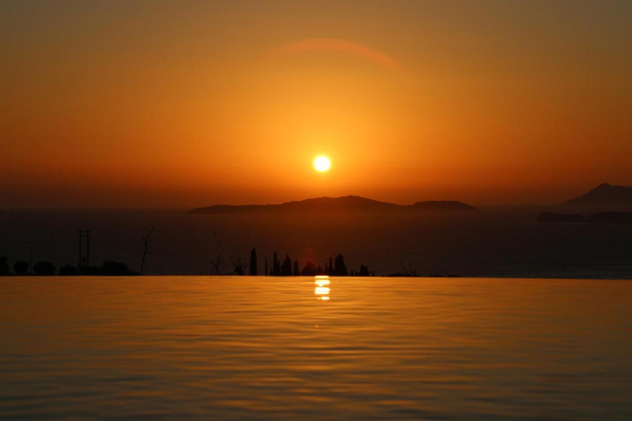 Sunset Sea View Villa 8 Afión 外观 照片