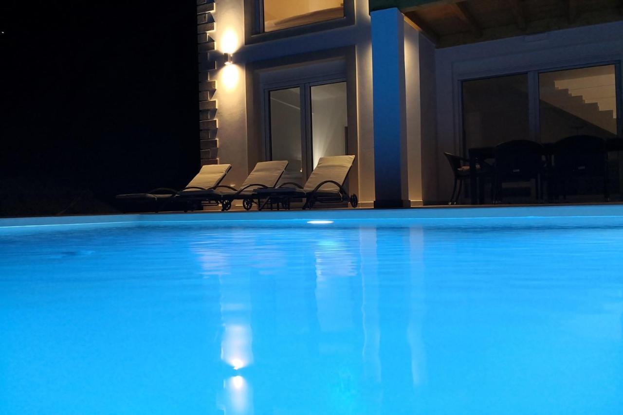 Sunset Sea View Villa 8 Afión 外观 照片